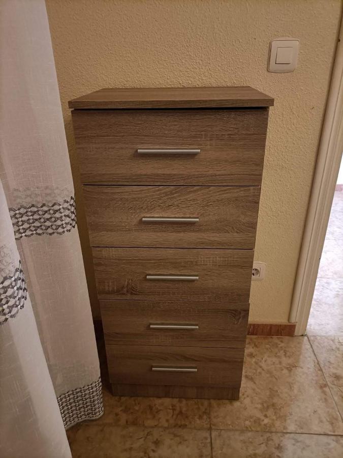 Апартаменты Apartamento Reformado En Primera Linea De Playa Альмуньекар Экстерьер фото