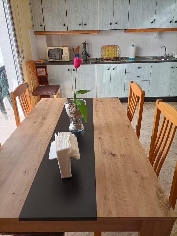 Апартаменты Apartamento Reformado En Primera Linea De Playa Альмуньекар Экстерьер фото