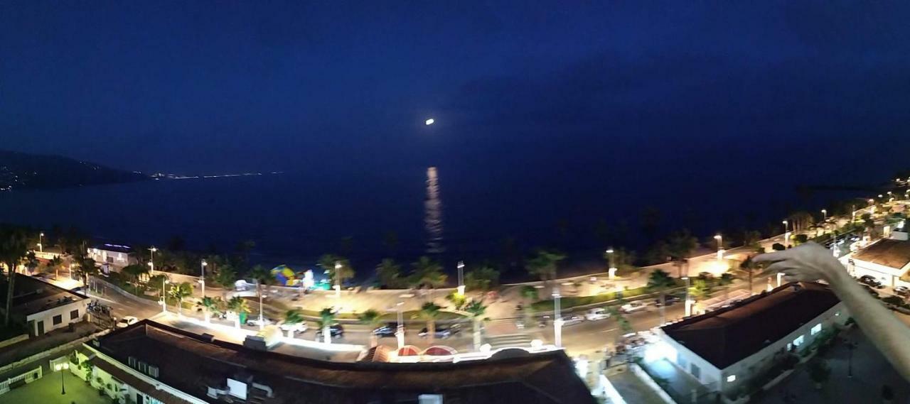 Апартаменты Apartamento Reformado En Primera Linea De Playa Альмуньекар Экстерьер фото